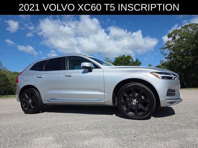 2021 VOLVO XC60