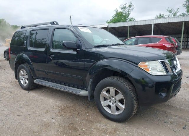 2012 NISSAN Pathfinder