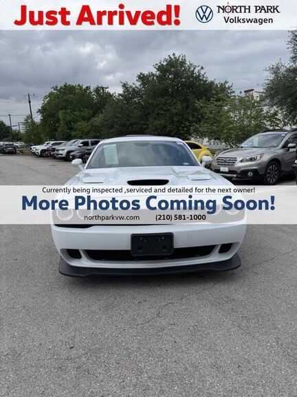 2016 DODGE Challenger