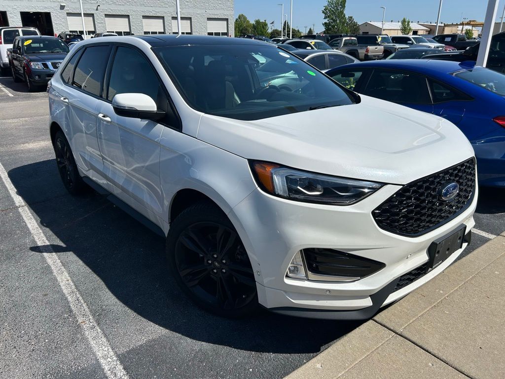 2020 FORD Edge