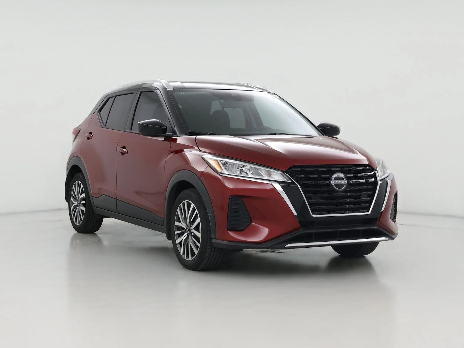 2023 NISSAN Kicks