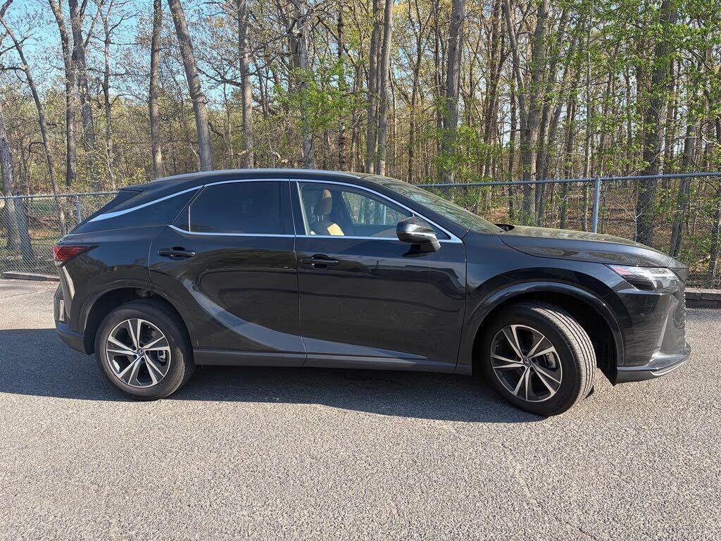 2023 LEXUS RX