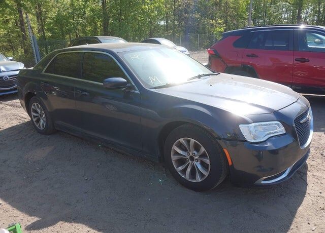 2015 CHRYSLER 300