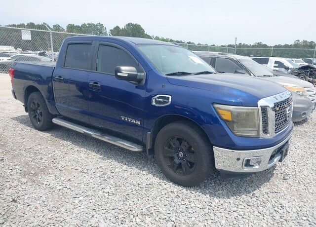 2017 NISSAN Titan