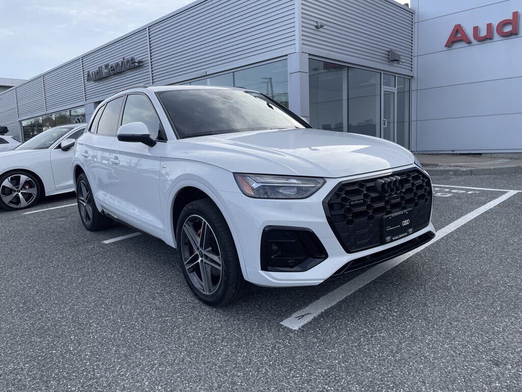 2024 AUDI Q5 e