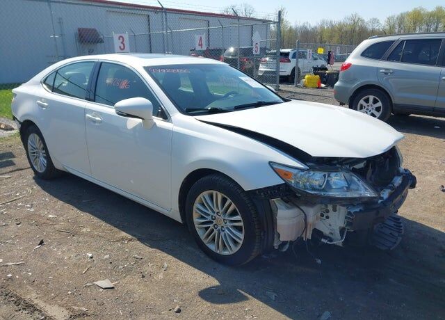 2015 LEXUS ES