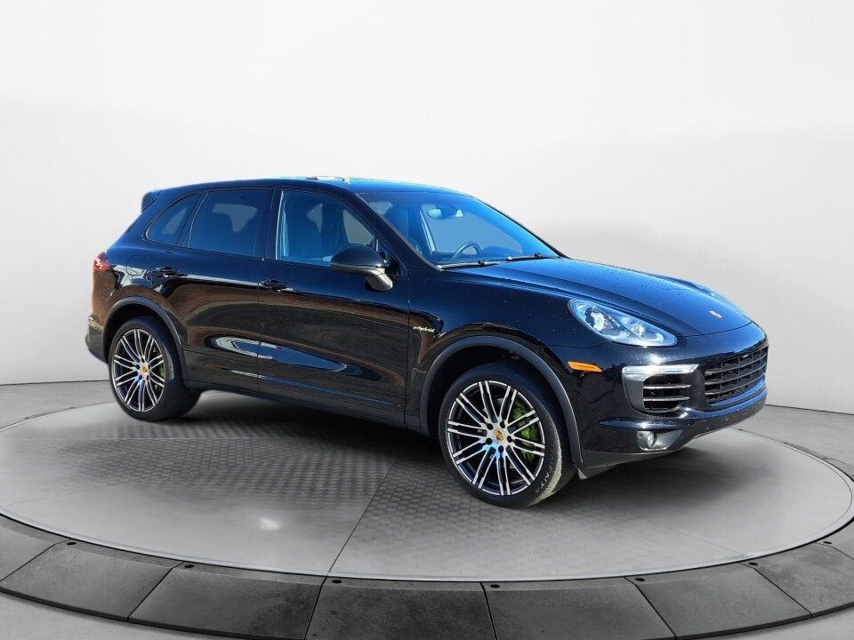 2015 PORSCHE Cayenne