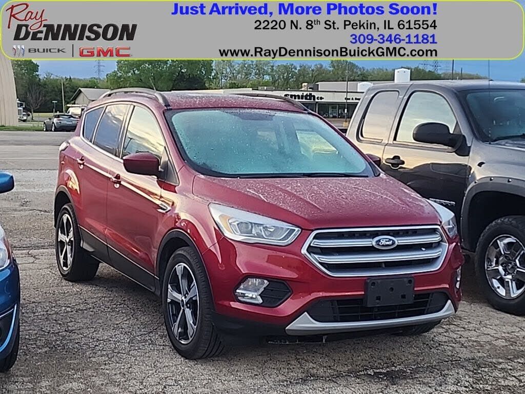 2017 FORD Escape