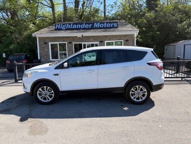 2017 FORD Escape