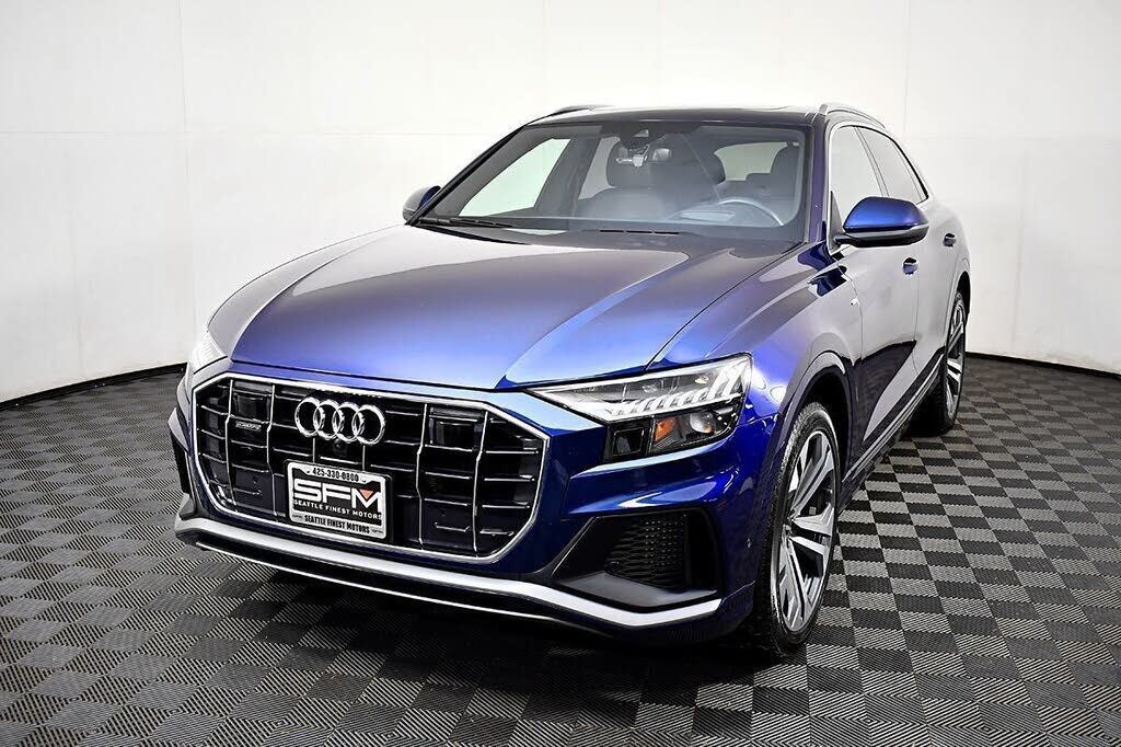 2021 Audi Q8