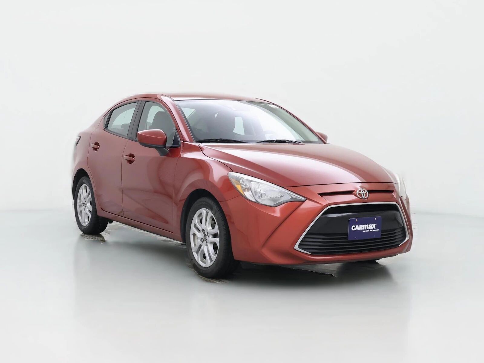 2018 TOYOTA Yaris