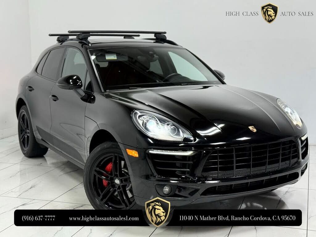 2018 PORSCHE Macan