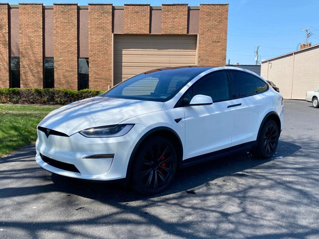 2023 TESLA Model X