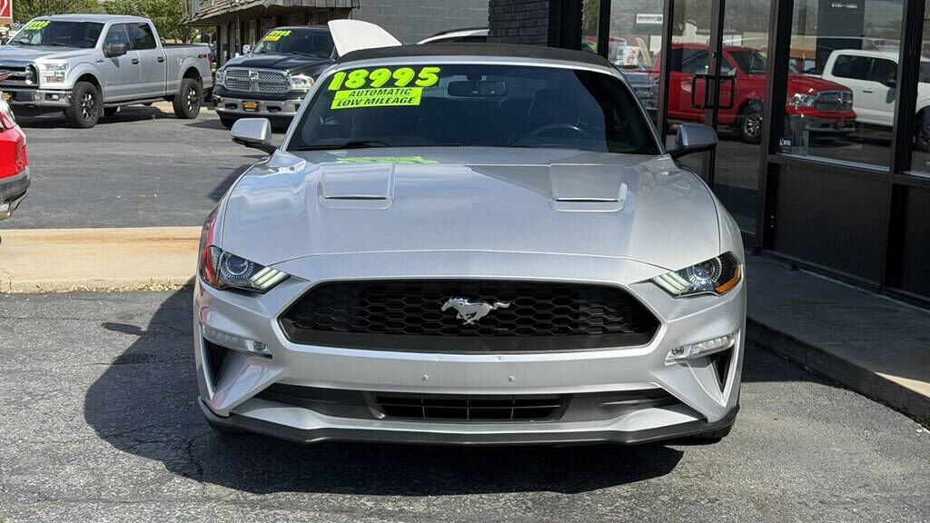 2018 FORD Mustang