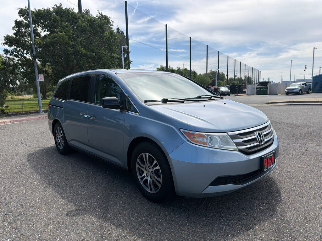 2011 HONDA Odyssey
