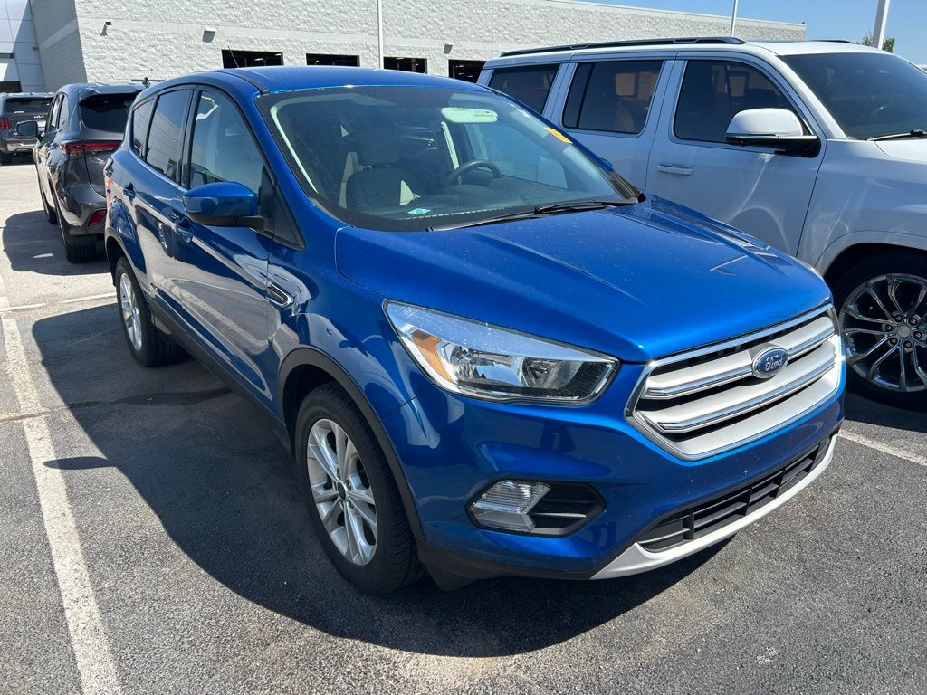2017 FORD Escape