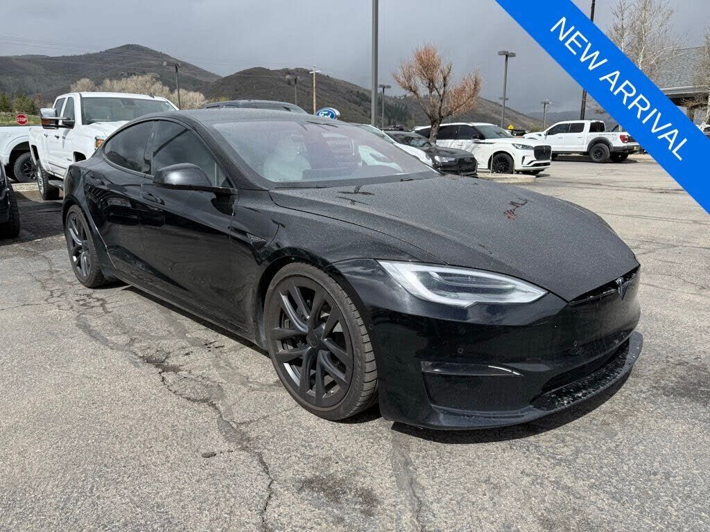 2022 TESLA Model S