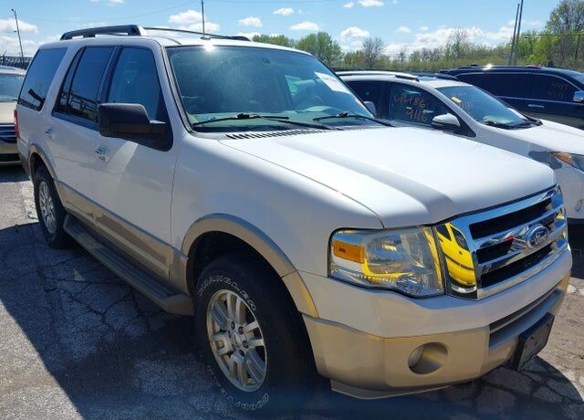 2011 FORD Expedition