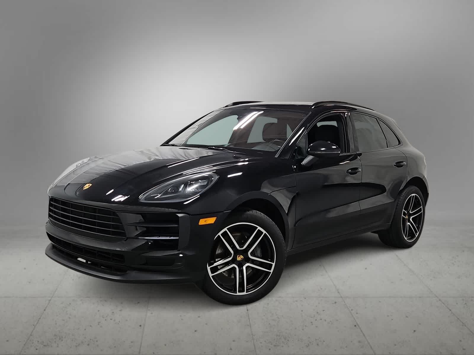 2020 PORSCHE Macan