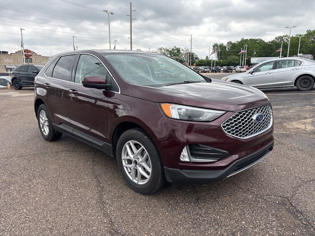 2024 FORD Edge
