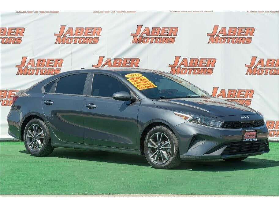 2023 KIA Forte