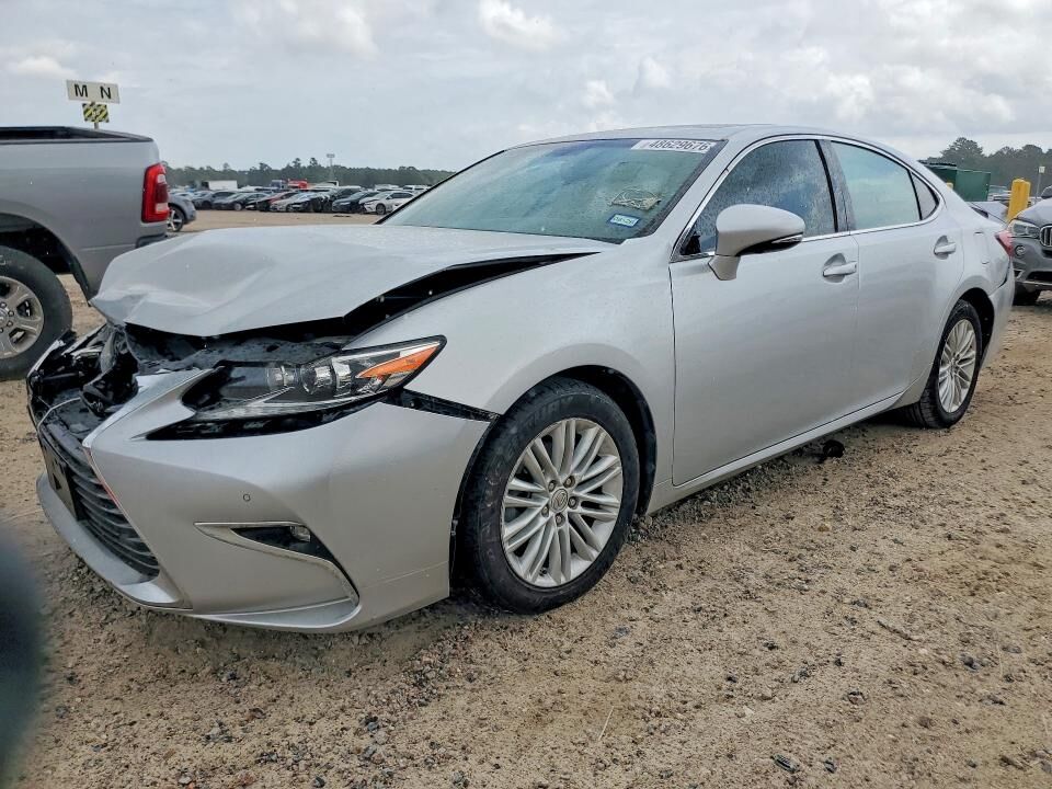 2016 LEXUS ES