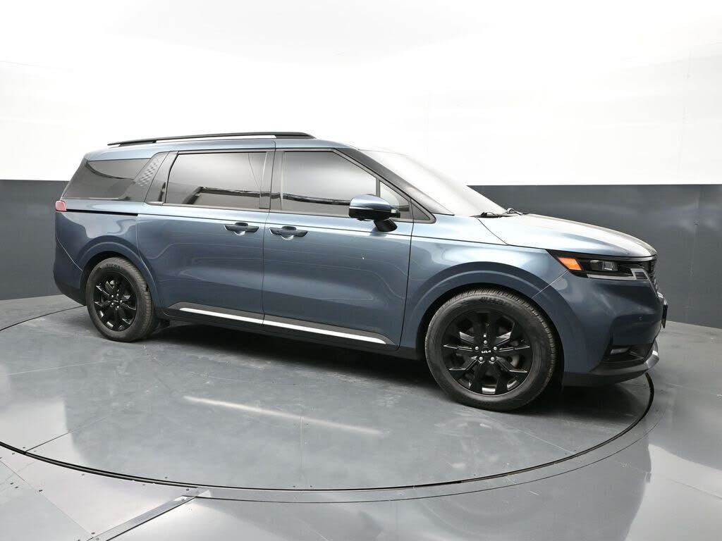 2024 KIA Carnival