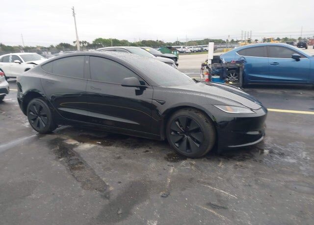 2025 TESLA Model 3