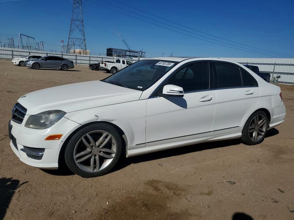 2014 MERCEDES-BENZ C-Class