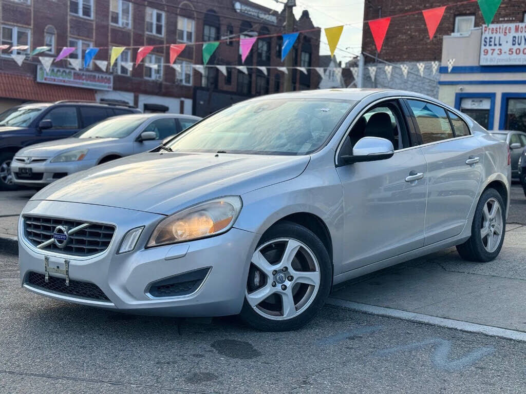 2012 VOLVO S60