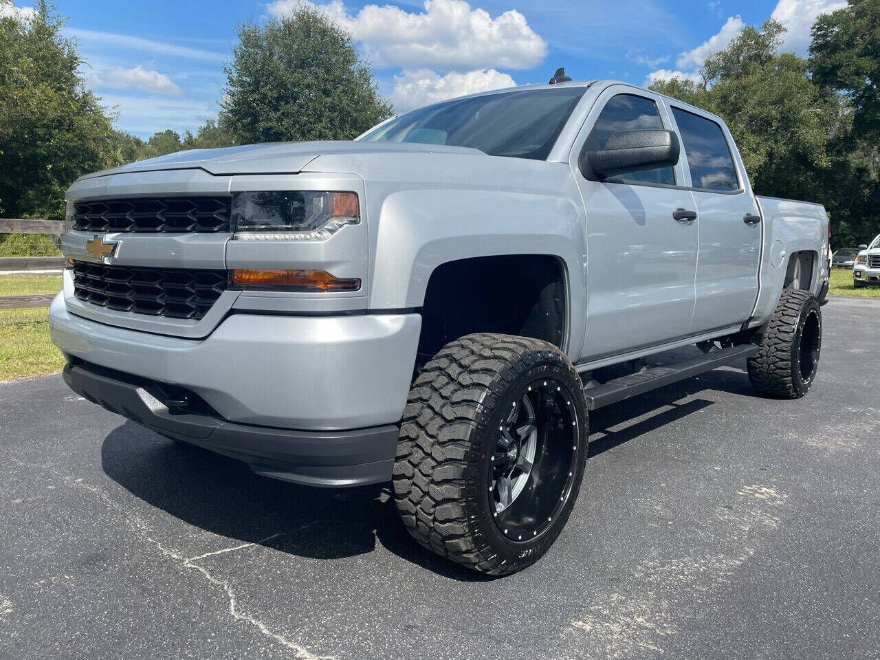 2018 CHEVROLET Silverado
