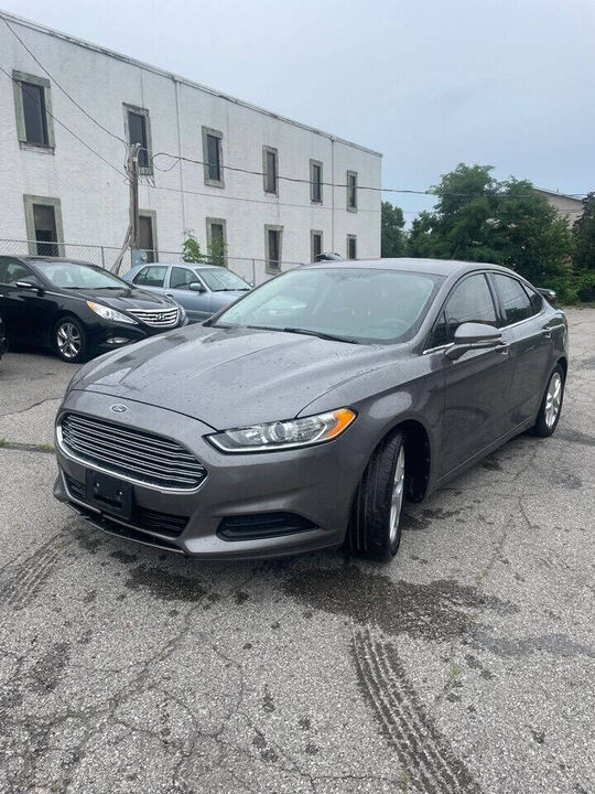 2013 FORD Fusion