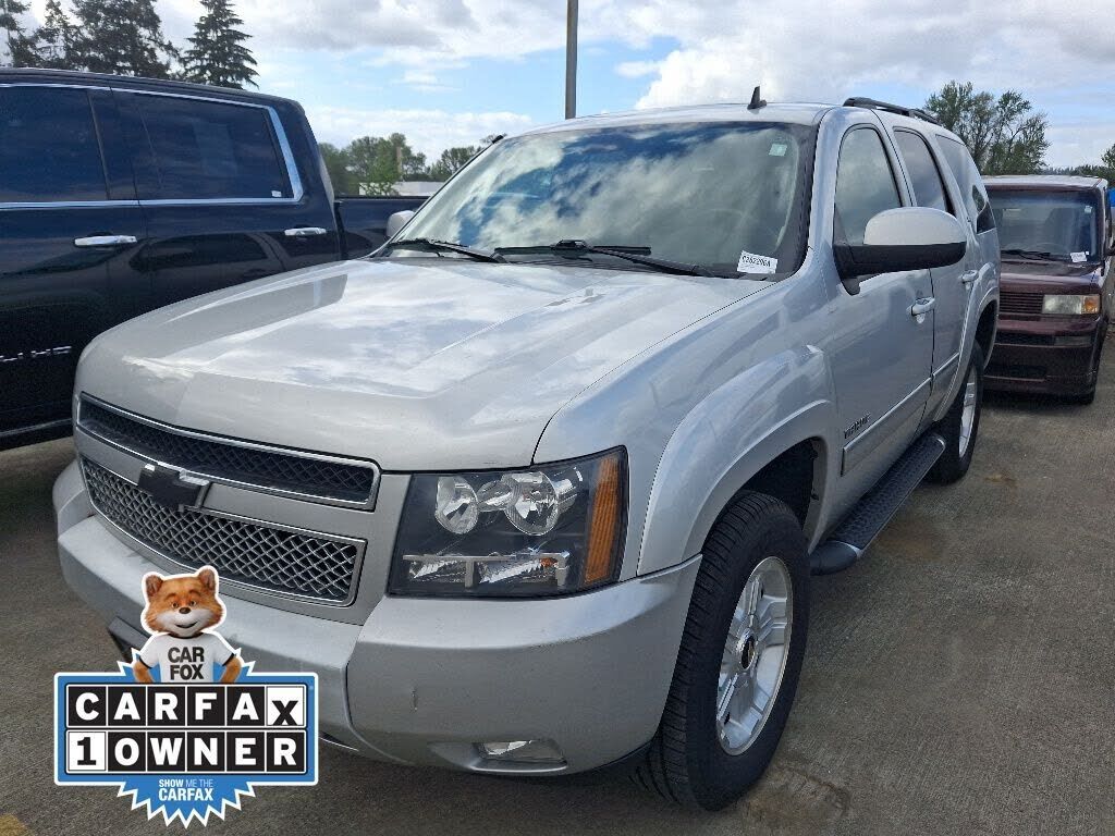 2011 CHEVROLET Tahoe