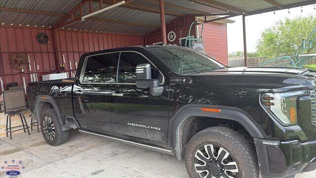 2025 GMC Sierra HD