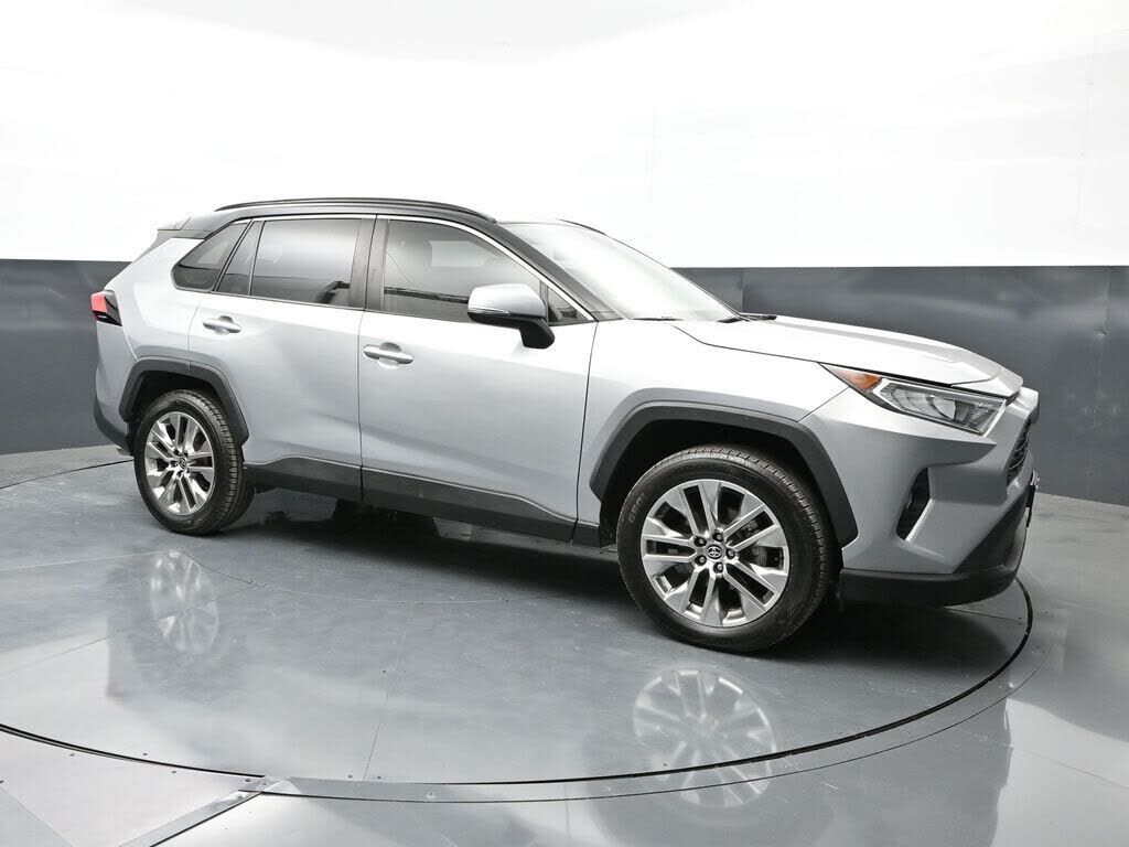 2020 TOYOTA RAV4