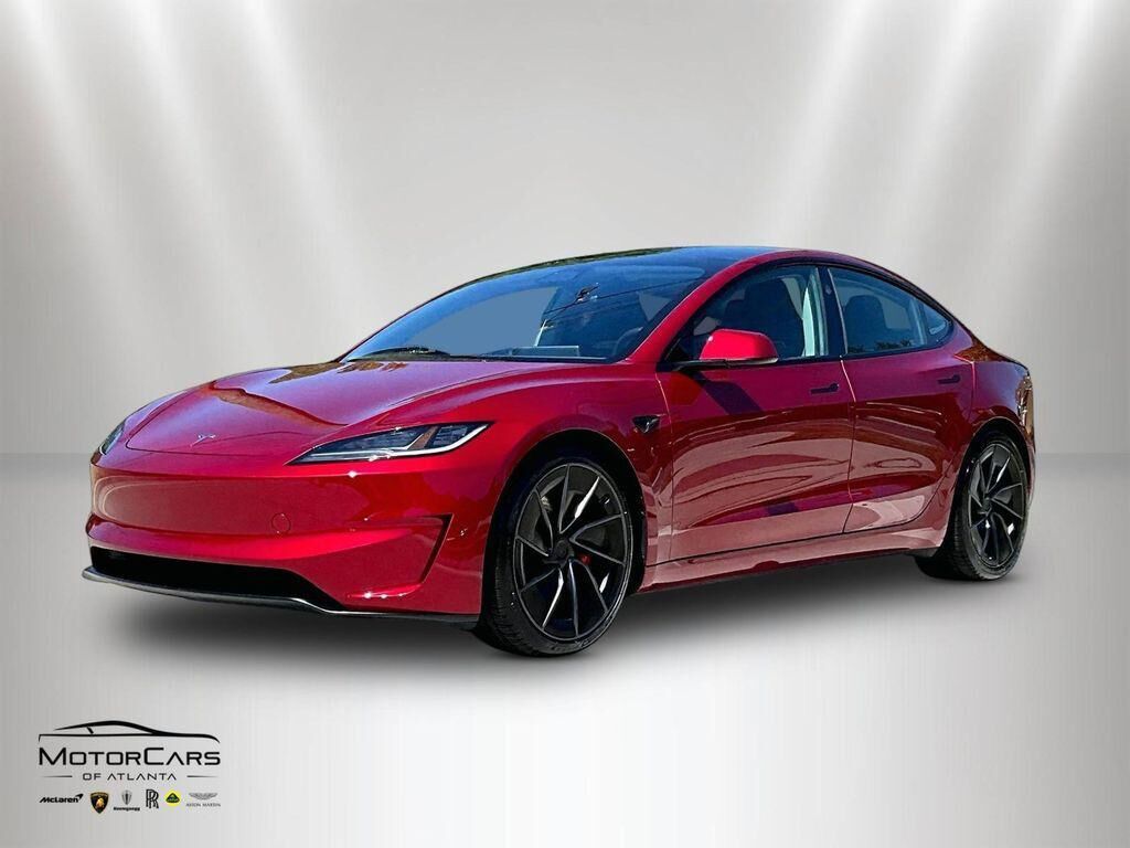 2024 TESLA Model 3