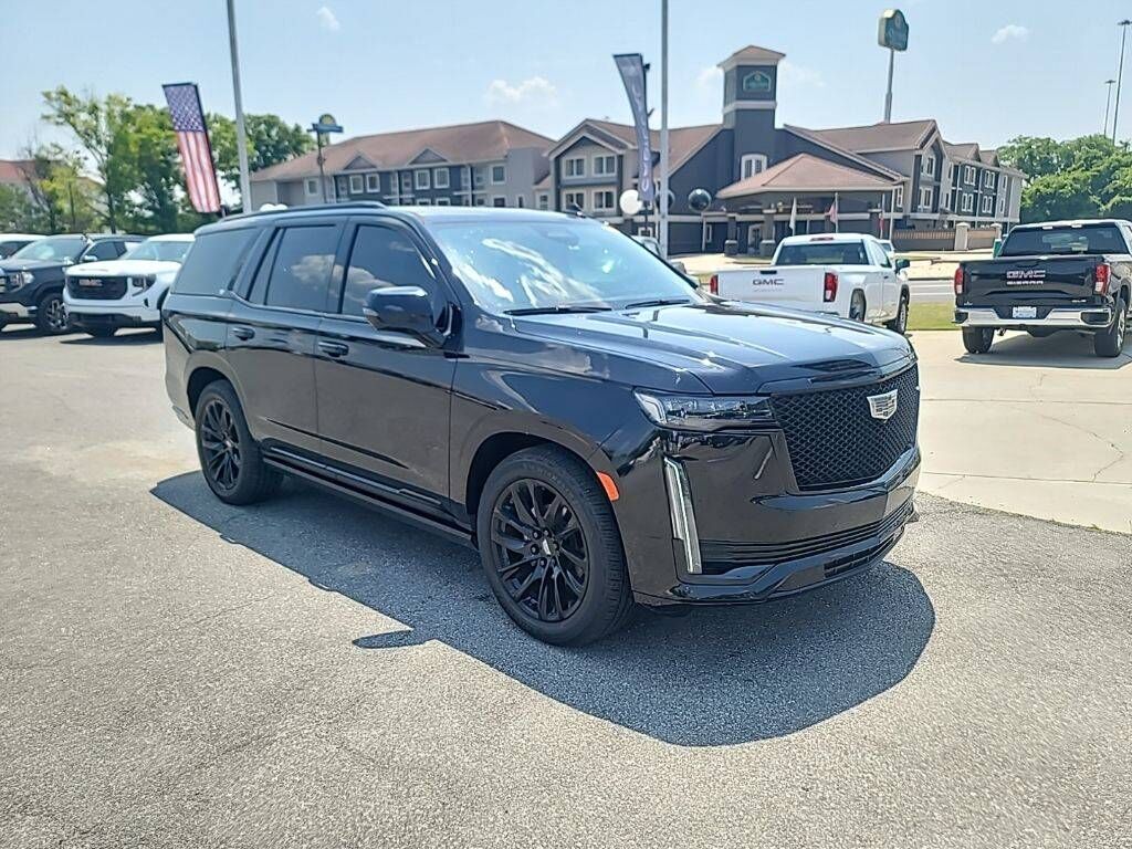 2021 CADILLAC Escalade