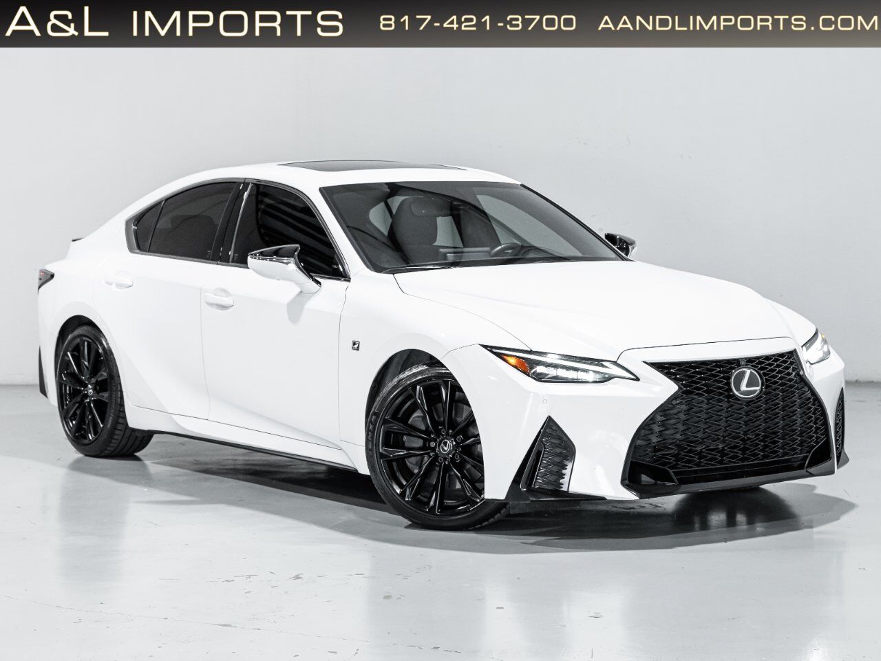 2022 LEXUS IS