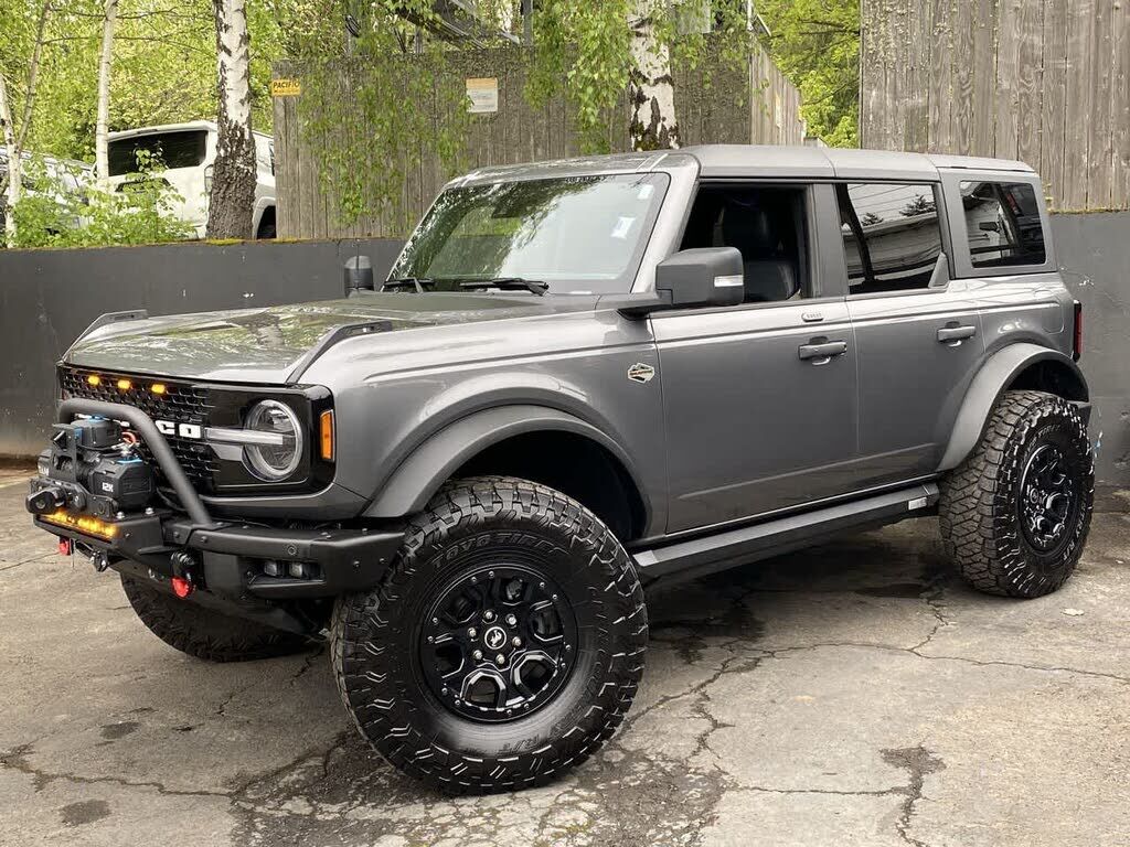 2022 FORD Bronco
