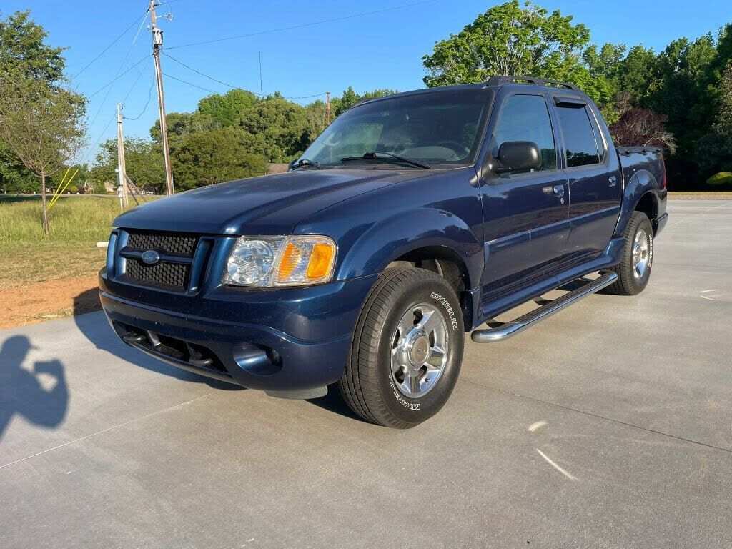 2004 FORD Explorer