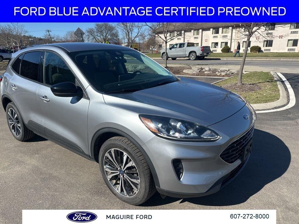 2022 FORD Escape