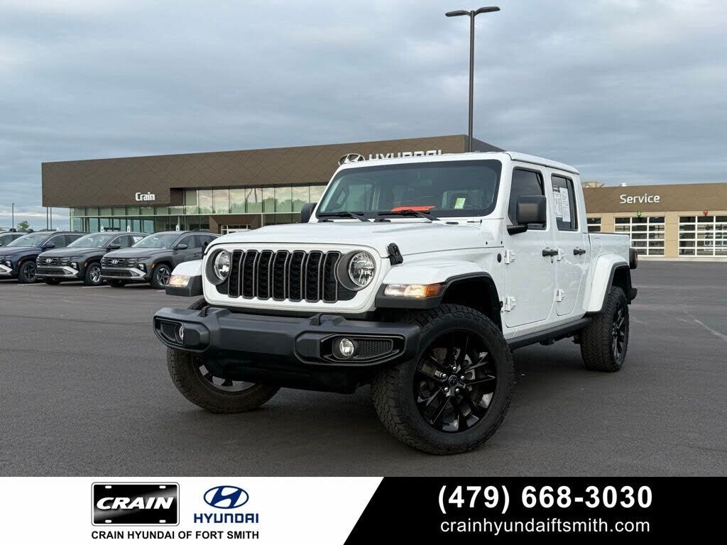 2025 JEEP Gladiator