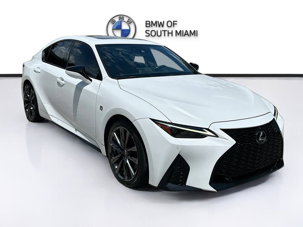 2023 LEXUS IS