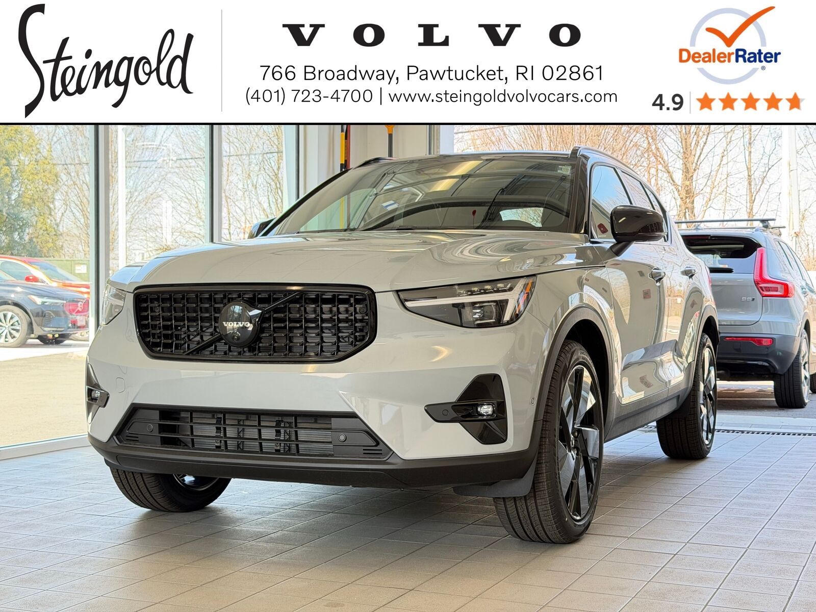 2026 VOLVO XC40