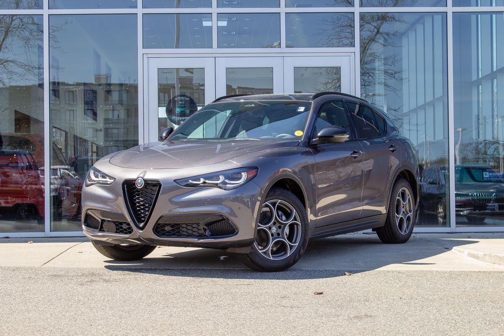 2025 ALFA ROMEO Stelvio