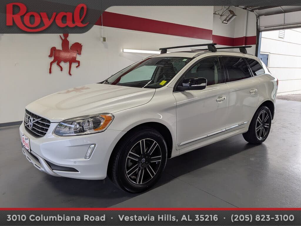 2017 VOLVO XC60