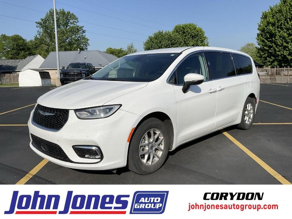 2023 CHRYSLER Pacifica