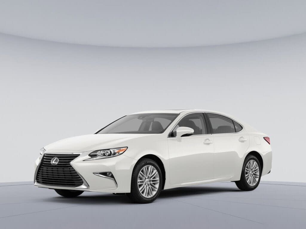 2018 LEXUS ES