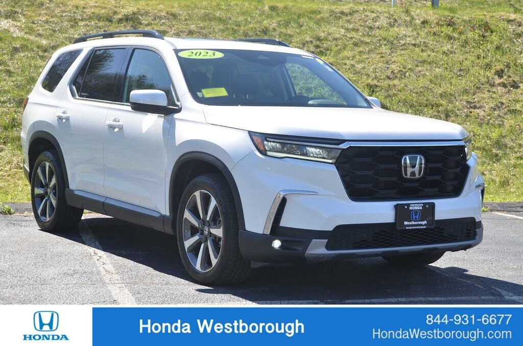 2023 HONDA Pilot