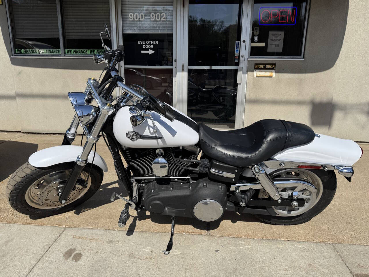 2011 HARLEY DAVIDSON Dyna Fat Bob